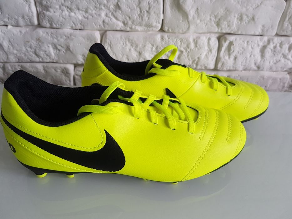 nike tiempo 38